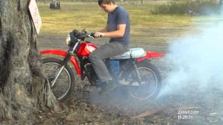 Burnout on my Suzuki TS 185 ER [upl. by Eimoan67]