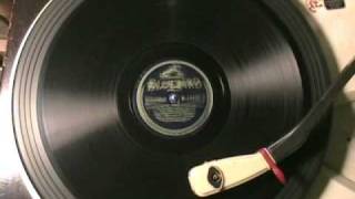 CHATTANOOGA CHOO CHOO by Glenn Miller vocalTex Beneke 1941 [upl. by Annid]