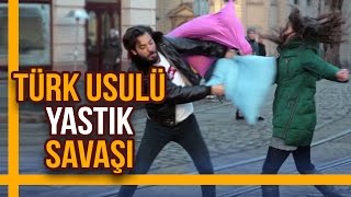 Türk Usulü Yastık Savaşı  Hayrettin [upl. by Ahsiena]