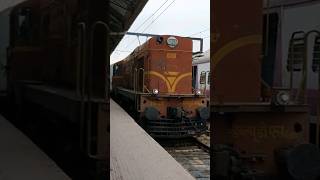 15959Kamrup Express entering Howrah Junction shorts indianrailways train [upl. by Ash]