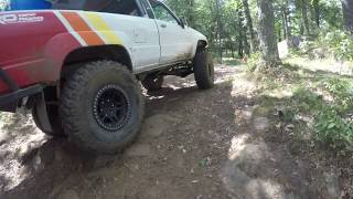 85 4runner 47 low range crawling [upl. by Renfred96]