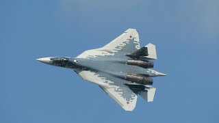 Sukhoi Su57 quotFelonquot performs at the Maks 2021 airshow [upl. by Yawnoc]