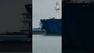 Bulk carrier passing a towboat vessel foryou automobile vessel oiltanker ship viralvideo [upl. by Nylrats321]