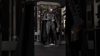 HOT TOYS BATMAN AND ARMOURY [upl. by Battat476]