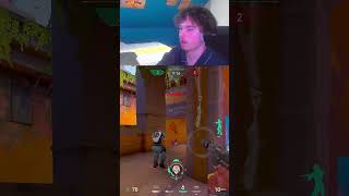 Toujours bien viser la tête 😎 twitch france valorant gaming humour live valorantclips [upl. by Florida]