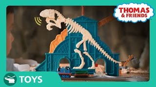 Roaring Dino Run  Toys  Thomas amp Friends [upl. by Robbins]