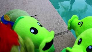 Pool  Plants vs Zombies Plush  Peashooter and Pacos Adventure Ep 2 [upl. by Geraud129]