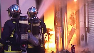 Pompiers de Paris lélite des soldats du feu [upl. by Niknar]