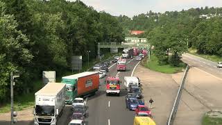 Mit Presslufthorn durch die Rettungsgasse TLF 2450 FF Lappersdorf  LF 10 Löschzug Wutzlhofen [upl. by Maura]