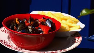 Moules à lail et frites maison [upl. by Ophelie694]