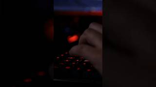 Relaxa com o teclado ASMR asmr shorts [upl. by Nnyltiak]