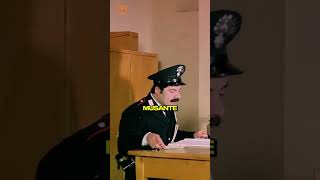 Ma guarda sto cretino di Totale😂 Scena divertente tratta dal film quotI Carabbinieriquot [upl. by Chatwin]