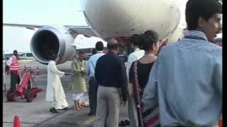 09 sep 2012  Air Indias first Boeing 787 Dreamliner lands in New Delhi [upl. by Trinette336]