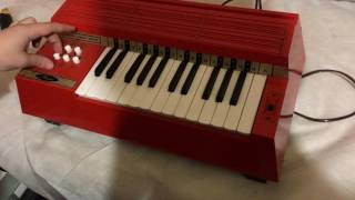 Magnus  electric chord organ 350 [upl. by Tiffanle]