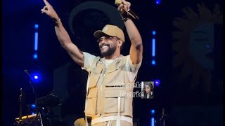 Maxwell The Serenade Tour  CLIPS  Capital One Arena  Washington DC October 4 2024 [upl. by Isahella312]