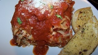 Slow Cooker Baked Penne Pasta amp Gluten Free Garlic Bread [upl. by Ranitta]