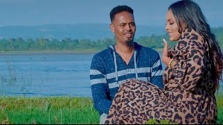 Qamar Suugaani Ft Warda Happy  Jawi Officail Video [upl. by Ginsberg]