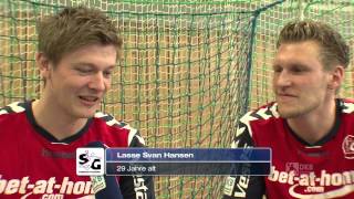 quotFans fragen Spieler packen ausquot in Flensburg mit Kaufmann amp Svan Hansen [upl. by Kall]