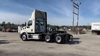 2018 FREIGHTLINER CASCADIA 113 DAY CAB ROAD TRACTOR118561 [upl. by Erlin]