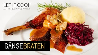 Gebratene Gans  Gänsebraten mit Rotkraut und Kartoffelknödeln [upl. by Placido]