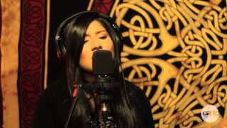 Los Malaventurados No Lloran cover de Panda  Vanessa Zambak  La Pluma Live Sessions [upl. by Dnar646]