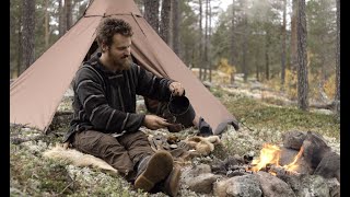 Bushcraft trip  hot tent gathering chaga and berries making a cutting board reindeer skin etc [upl. by Nosnah]