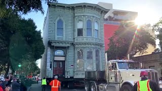 San Francisco si trasferisce in fondo alla strada trasloca con la casa intera [upl. by Carlen]