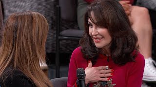 Robin McGraw Surprises The First Woman Who Used The Robin McGraw Revelation Products With A Gift … [upl. by Azila]