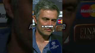 ¿Por qué Mourinho NO celebró ganar el trofeo más importante de su carrera😰 [upl. by Aliban59]