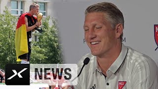 Bastian Schweinsteiger eiskalt bei der WeltmeisterFrage  MLSAllStars  Real Madrid [upl. by Eiramacissej912]