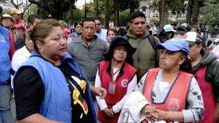 Comerciantes de la 9 de Octubre piden socializar proyecto de reubicación [upl. by Eellah621]