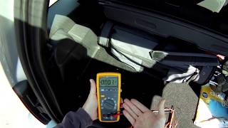 How to Test a Rear Window Defroster Grid With The Fluke 233 [upl. by Angelina]