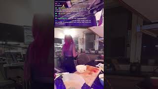 veganer Burger mit Protein Patty  cherryberlin auf Twitch [upl. by Charlotta]