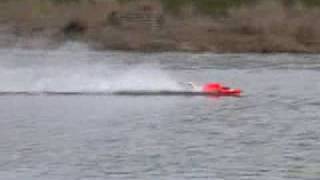 Ellstrom Proboat 18 scale RC hydroplane [upl. by Wawro]