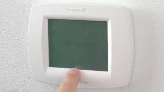 Klokprogramma Chronotherm Vision Modulation instellen  Honeywell Home [upl. by Jamal363]