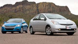 Honda Insight vs Toyota Prius  Comparison Test  Edmundscom [upl. by Maddie]