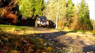 Pajero 25TD 4x4 low range acceleration [upl. by Thorley]