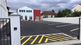 Enrobage dun parking plus traçage de ligne de stationnement [upl. by Alathia811]