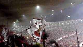 Poeira Levantou Poeira Torcida do Flamengo  Maraca Antigo [upl. by Ylrevaw]