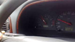 Volvo S40 quothow toquot use cruise control [upl. by Ranice]