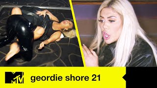 EP 2 FIRST LOOK Nathan amp Chloes Crazy Club Kick Off  Geordie Shore 21 [upl. by Ekalb240]