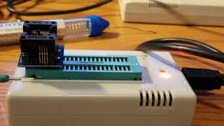 Gm 03 to 06 instrament panel mileage transfer to used cluster Millage correction Eeprom location [upl. by Llorre]