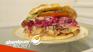 Döner ausm Supermarkt Was taugt der TiefkühlDöner  Abenteuer Leben  Kabel Eins [upl. by Alicul]