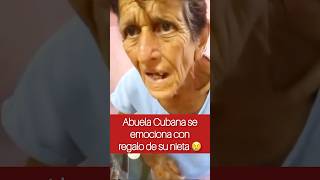 Abuela cubana se emociona con regalo de su nieta 😢 [upl. by Augusto]