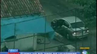 Perseguição policial a bandido armado com fuzil no Rio de Janeiro [upl. by Aela636]