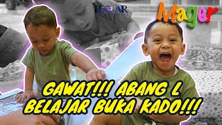 MAGER  ABANG L MINTA DI AJARIN CARA BUKA KADO [upl. by Ahsikar]