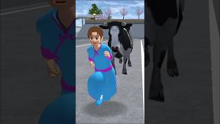 Cow beat me 😂😂 sakuraschoolsimulator sakuraschoolsimula funnyvideos shortsfeeds sakura [upl. by Peursem]