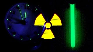 radioluminescence  scintillations from H3 Tritium vs Radium Ra226  highly radioactive [upl. by Yrocaj]