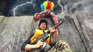 ¡MI PAPA SE ENFRENTA A MI TIO BRUNO EN UNA BATALLA CAMPAL 🔫😱🤡🎭 [upl. by Bruner]