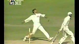 Shoaib Akhtar Unplayable Fast Bowling at Kolkata test 1999 [upl. by Namaj]